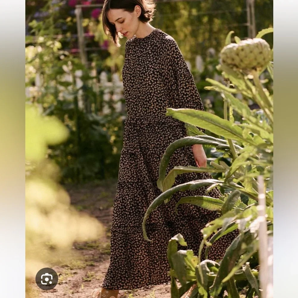 THE GREAT. The Windchime Dress in Crescent Floral - Picture 2 of 9